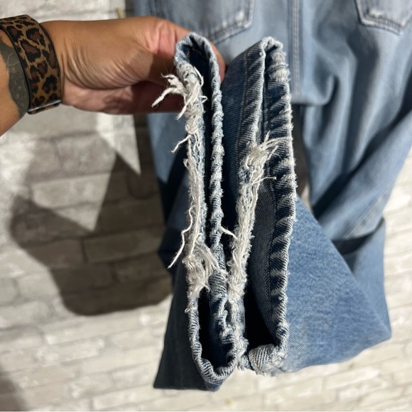 36x36 Vintage 90s Y2K Levi's 501 Button Fly Light Wash Dad Jeans *Flawed* - Picture 3 of 16